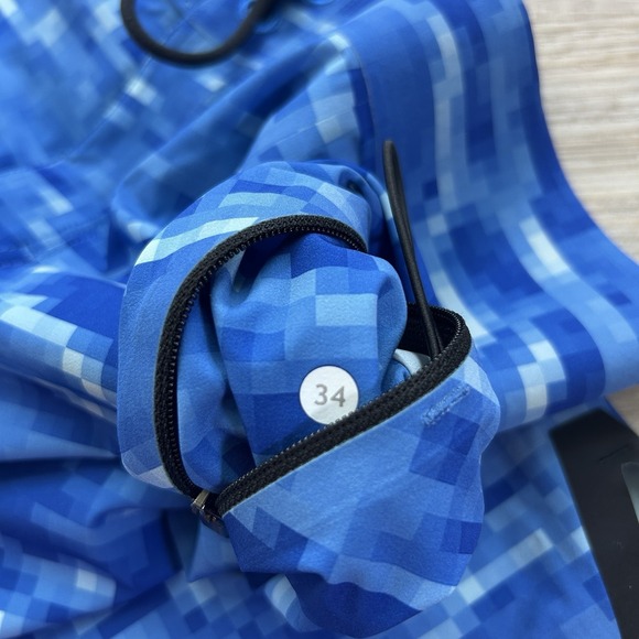 Lululemon El Current Board Shorts Mens 34 Blue Pixel Print Swim Trunks Zip - Picture 5 of 9